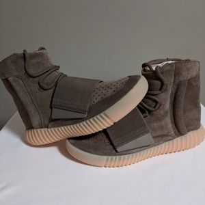 Adidas yeezy boost 750 chocolate brown sz 6